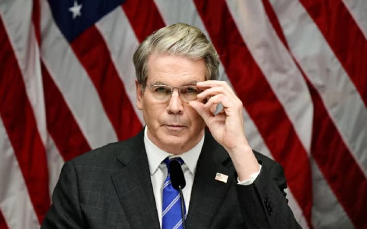 Трамп розглядає всі варіанти нових санкцій проти росії – міністр фінансів США