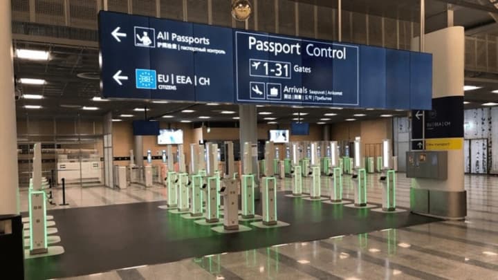 Відбитки пальців і боротьба з нелегальною міграцією: все, що потрібно знати про нові правила в’їзду до Євросоюзу