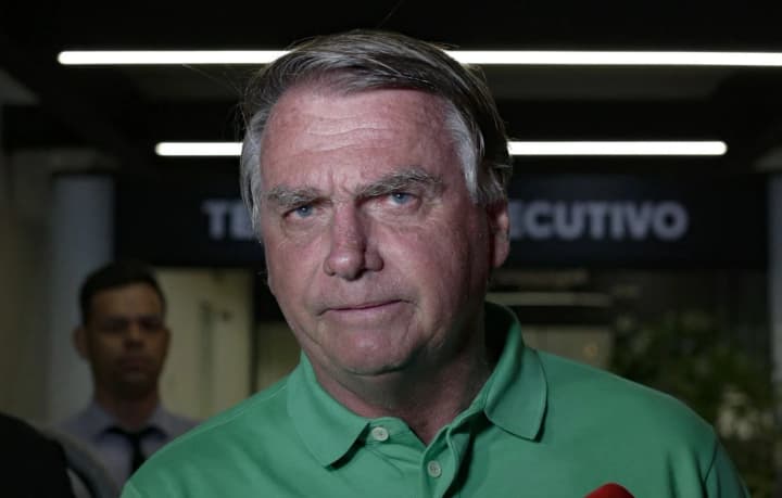 Проти екс-президента Бразилії Болсонару Верховний Суд розпочав розслідування