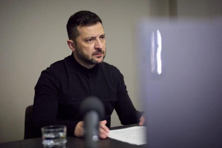 Зеленський анонсував "силу", яка тиснутиме на рф, щоб вона припинила війну