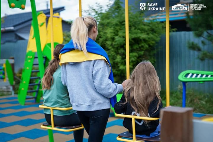 A large group of Ukrainian children rescued from occupied territories - OP