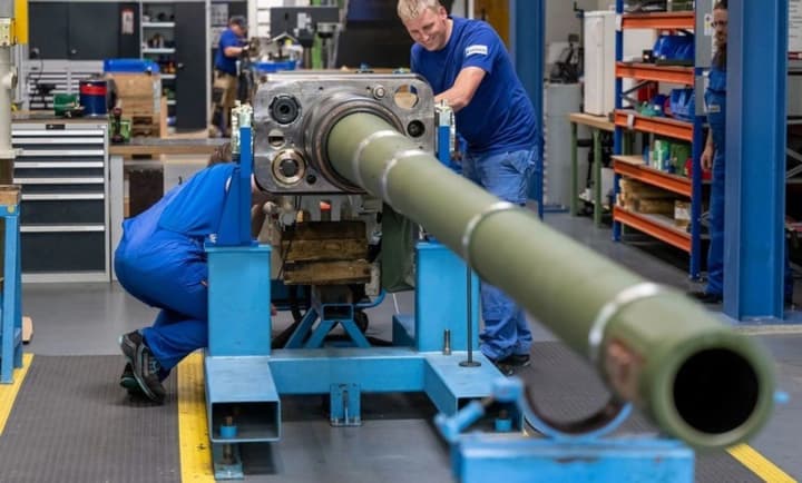 Україна виробляє 60% власної зброї та будує завод у Данії