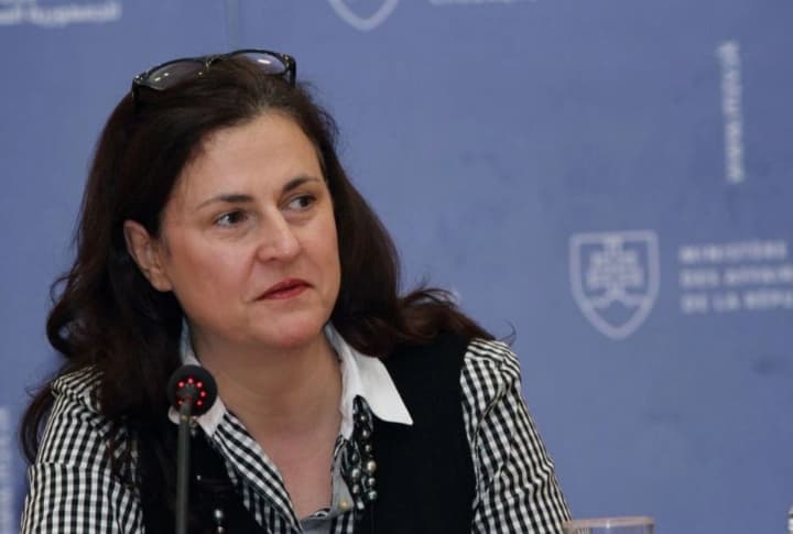 путін точно знає, що робить: Матернова показала уламки ракети, якою росіяни вдарили по будівлі Кабміну