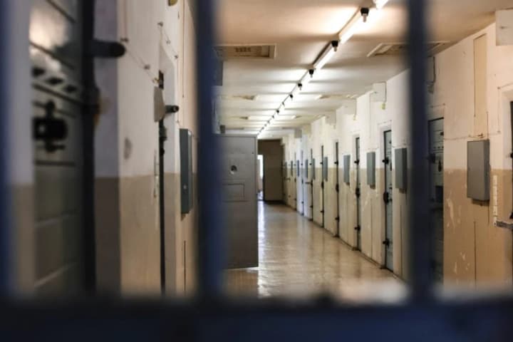 Ігнорували стан жорстоко побитого засудженого: судитимуть співробітників Харківського СІЗО