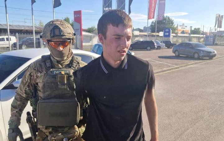 Сына депутата Закарпатского облсовета, разоблаченного на сбыте древесины, подозревают в ограблении: что известно о семье избранника