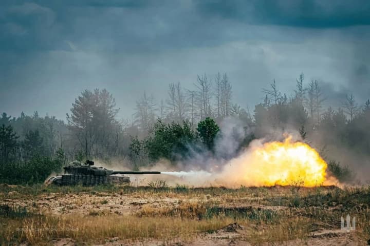 152 боевых столкновения и почти 2000 дронов: Генштаб информирует о ситуации на фронте