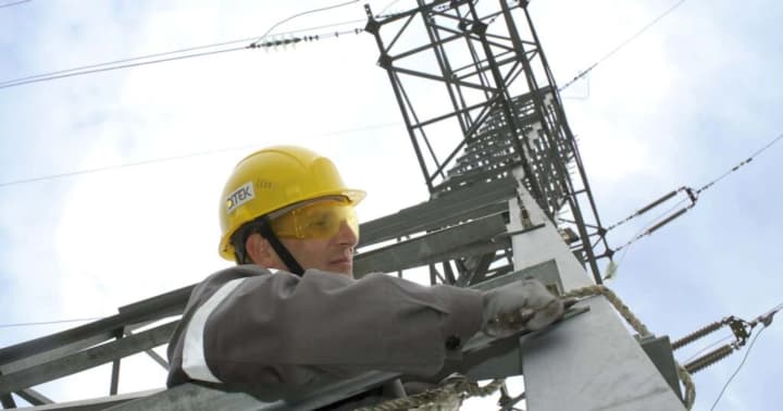 После непогоды в Киевской области вернули свет более чем 50 тысячам семей