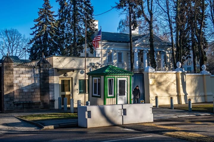 Соединенные Штаты хотят вернуть свое посольство в минске - спецпредставитель США