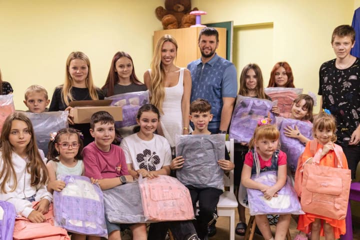 Владелец "Доміно" Антон Шухнин, который помог сотням семей ВПО: Я знаю, как нужна поддержка тем, кто вынужден жить не в родном доме