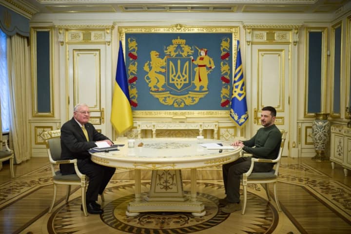Зеленский провел конструктивную встречу с Келлогом. Среди прочего говорили об убийствах Ирины Заруцкой и Чарли Кирка