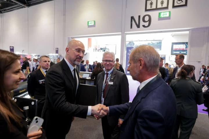 Україна та шведська компанія Saab домовилися про співпрацю для посилення контролю повітряного простору