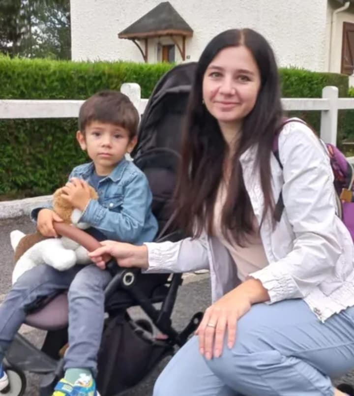 "Очень сложно заявить о себе и найти работу": рассказ украинской художницы, нашедшей убежище от агрессии РФ во Франции