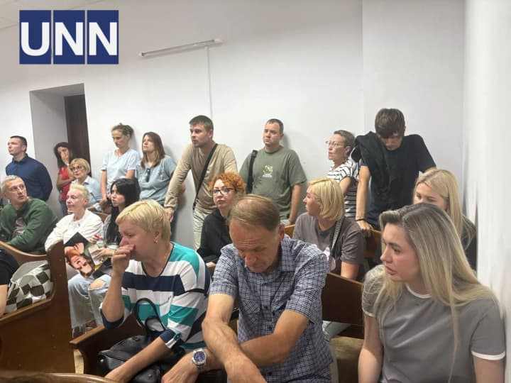 Вбивство на фунікулері: присутні на суді не стримували сліз під час промови Генпрокурора