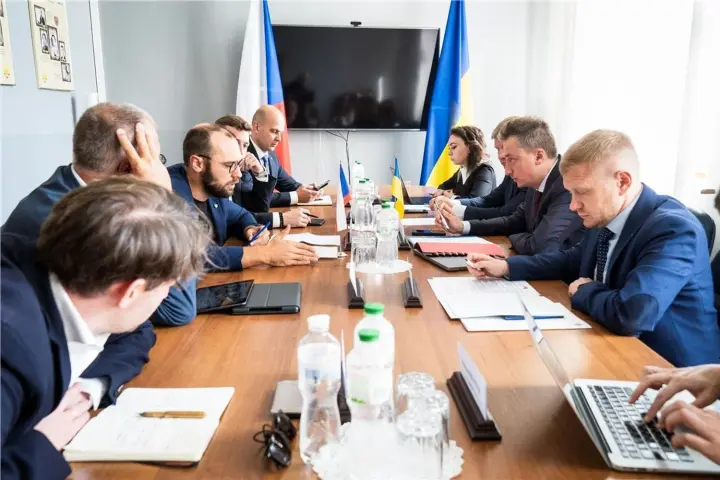 Ukraine and the Czech Republic strengthen cooperation: intergovernmental agreement, investments, and "Industrial Ramstein"