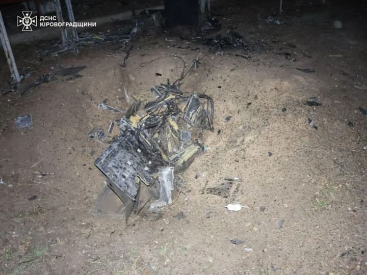 Российские войска атаковали Кропивницкий район: возникли пожары на трех объектах - ГСЧС