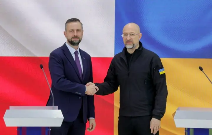 Poland's security line runs along the front line between Ukraine and Russia - Defense Minister Kosiniak-Kamysz