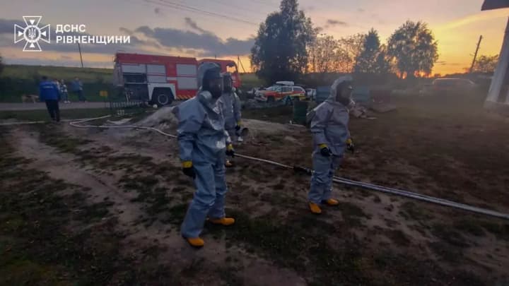 Неподалеку от Ровно произошла утечка хлора: три человека обратились к медикам