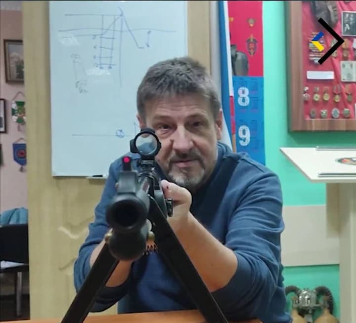 "Призывал вступать в армию рф": в суд передано дело коллаборанта, милитаризировавшего крымских подростков