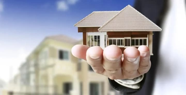 Сплата податку на нерухомість зросла майже на чверть: де найбільше