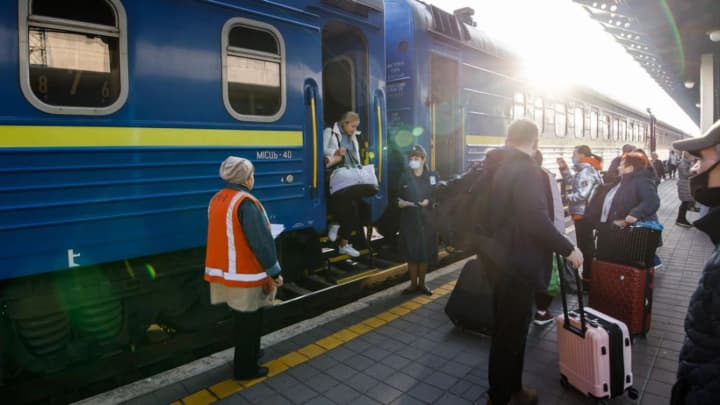 Ukrzaliznytsia warned of train delays due to enemy shelling damaging infrastructure: details