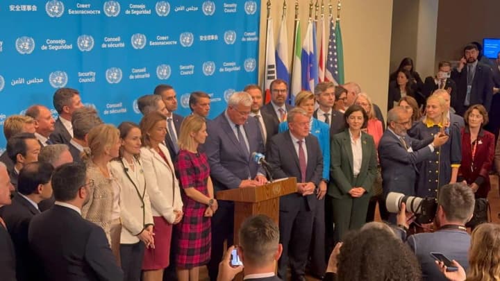 Україна, ЄС та ще 36 країн спільно закликали рф припинити вбивства та розпочати змістовні переговори - заява