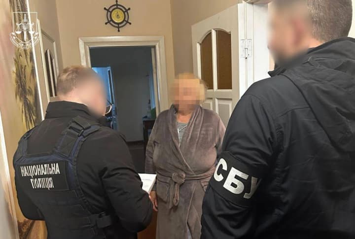 Экс-глава управления образования Волыни растратила более 7,5 млн грн на оборудовании для укрытий