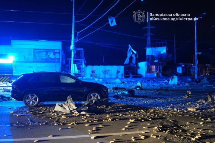 Almost 9,000 subscribers in Zaporizhzhia left without electricity due to Russian attack