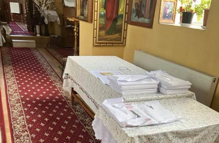 У Молдові перед виборами виявили склад пропагандистських листівок у церкві
