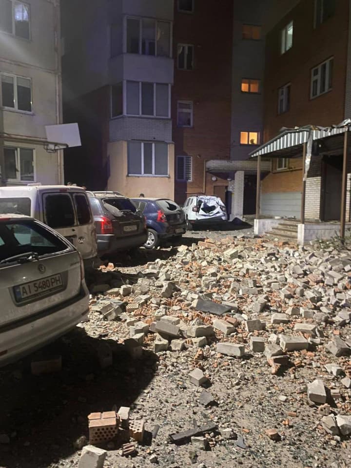 Известно о пожарах и разрушениях в четырех районах Киевской области в результате атаки БПЛА - ОВА