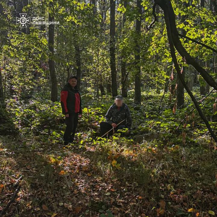 Went mushroom picking and didn't return: a mushroom picker's body found in a forest in Lviv region