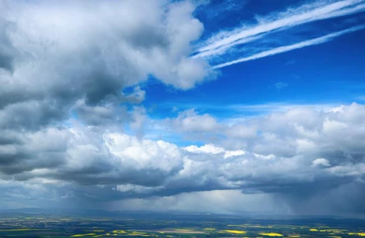 В пятницу удастся отдохнуть от дождей: Диденко о погоде 3 октября