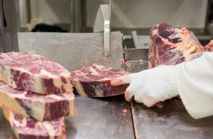 Мировые цены на мясо достигли рекордного уровня из-за подорожания говядины и баранины