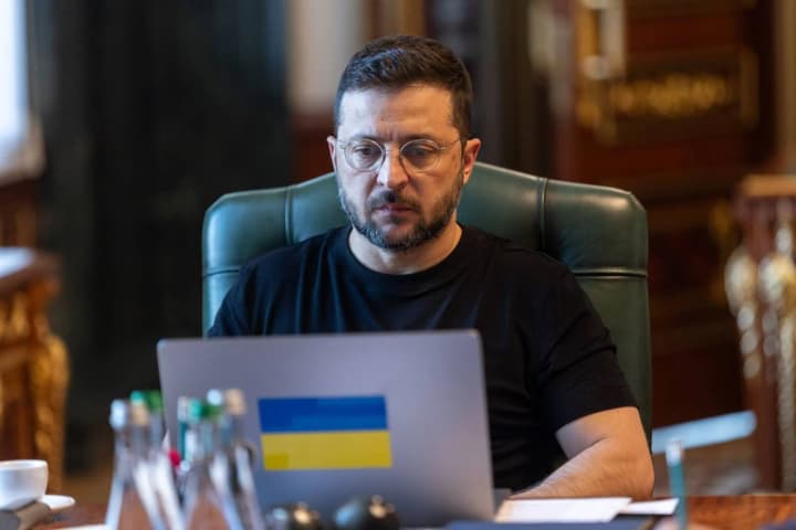 Зеленский пригласил президента Конго в Украину