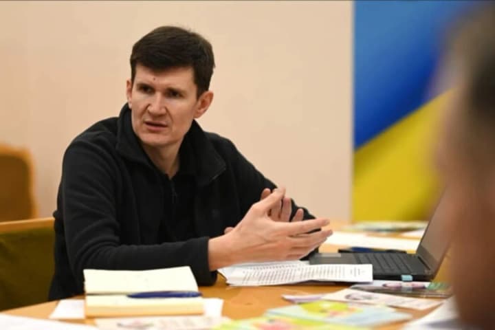 Кабмин уволил главу Госслужбы по делам детей