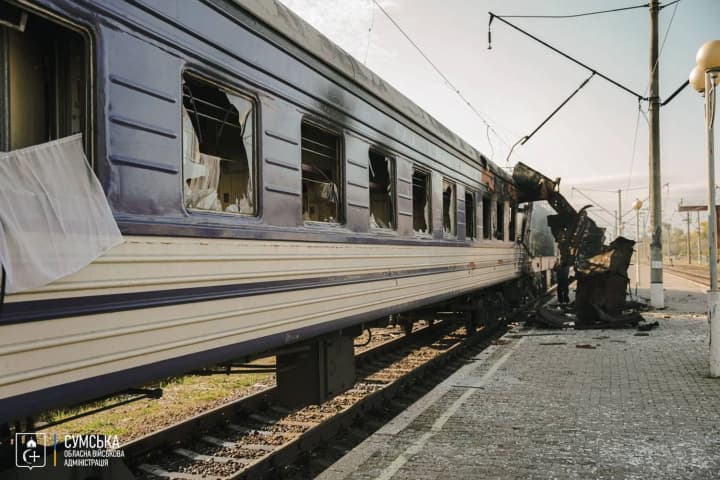 Атака на пасажирський потяг у Шостці: в ОВА розповіли про стан постраждалих