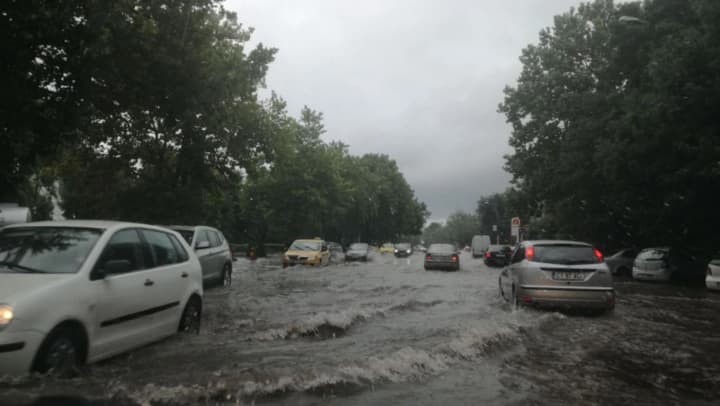 Romania prepares for cyclone: red alert declared in three counties
