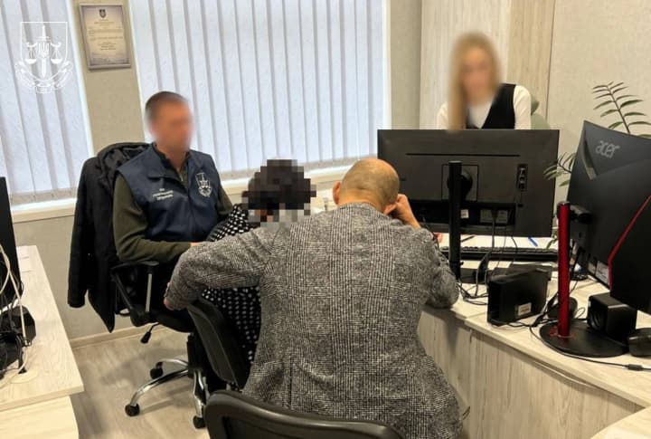 Службова недбалість на понад 1,5 млн грн: екскерівниці Секретаріату Омбудсмана повідомлено про підозру