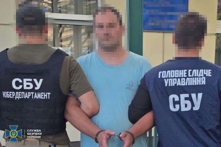 Дальнобойщик-агент ФСБ передавал россиянам данные о расположении подразделений ВСУ и передвижении колонн с техникой - СБУ