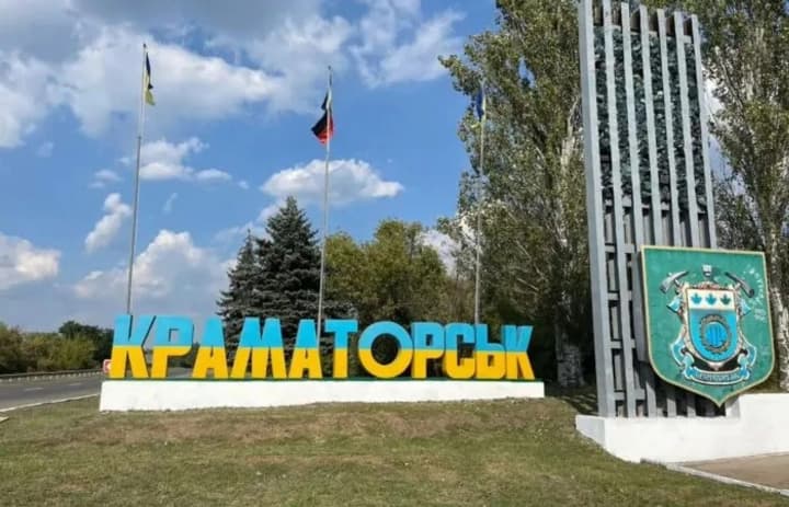 Four children are being forcibly evacuated from the outskirts of Kramatorsk