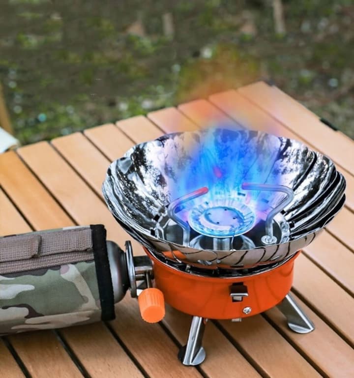 Зарядні пристрої, газові плити та генератори: скільки коштує комфорт під час відключень