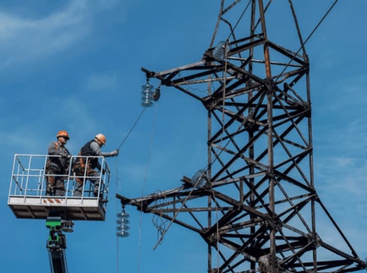 Внаслідок аварії на обладнанні на Київщині сталося відключення електропостачання в одному з будинків