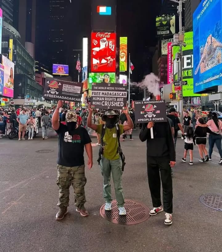 Президент Мадагаскару покинув країну після протестів покоління Z - Reuters