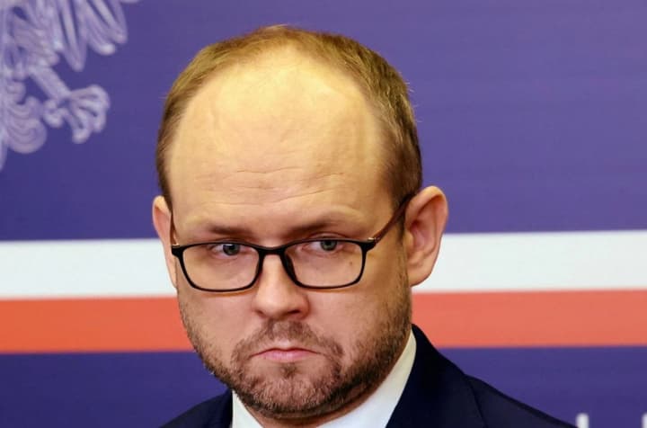 Poland is open to accepting Ukrainian refugees, but without dictates from the EU - Nawrocki's office