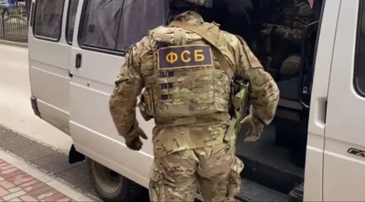 Occupiers searched Crimean Tatars and detained four women: details