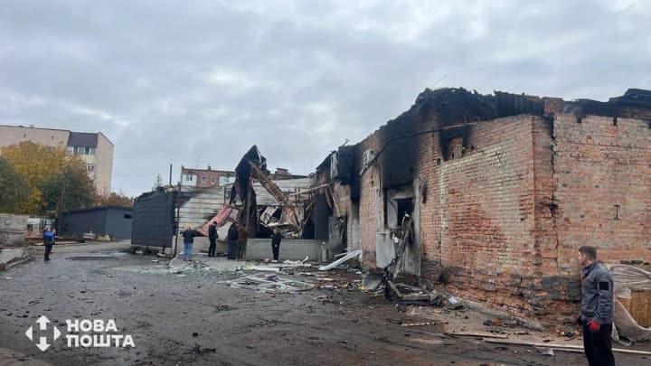Missile strike on Chernihiv region: Nova Poshta depot damaged in Nizhyn, company guarantees compensation to clients