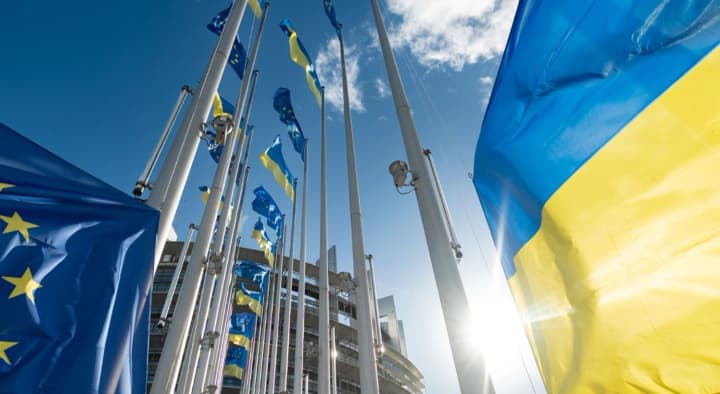 Часткова заборона з січня 2026-го, повна - з 2027 року: Європа оглошує сміливі кроки по відмові від нафти і газу рф