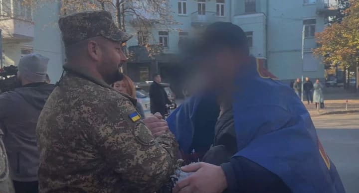 Українські спецпризначенці визволили двох військових із полону на окупованій Луганщині