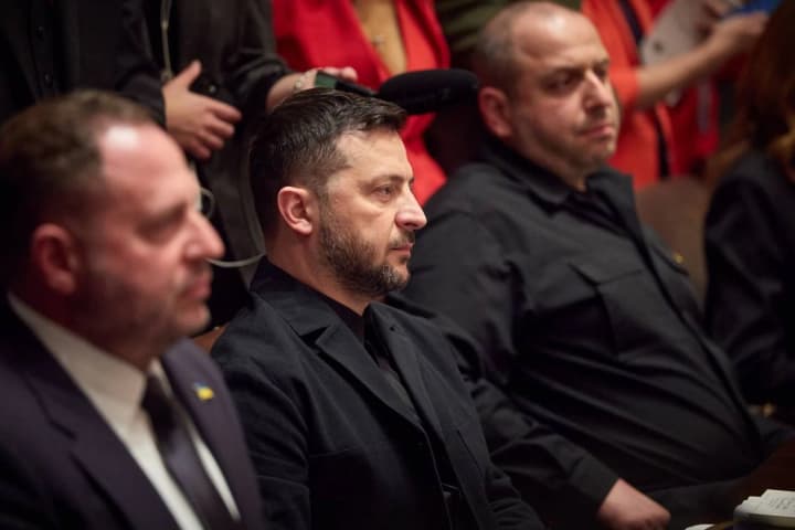 Украина никогда не использовала американское дальнобойное оружие для ударов по рф - Зеленский