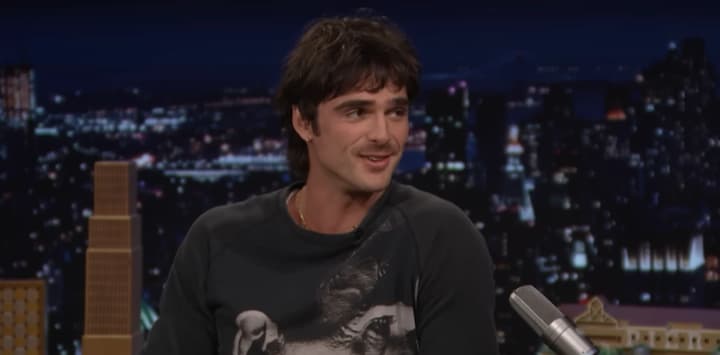 Джейкоб Элорди намекнул на сюжетную линию третьего сезона "Эйфории": что сказал