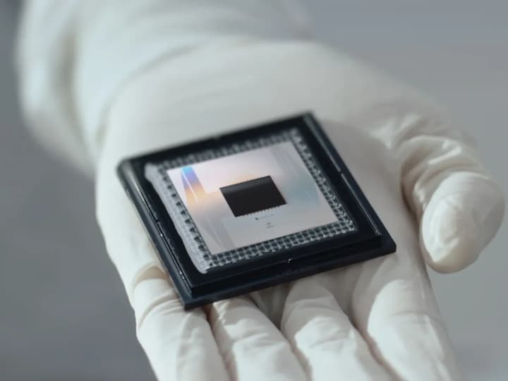 Google продемонстрировал прорыв в квантовых вычислениях на чипе Willow - Bloomberg